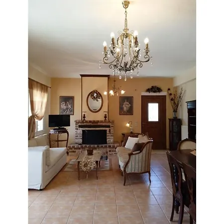 Casa de Férias Georgia House Dragotina